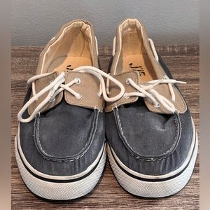Pre-Owned Distressed J75 Men’s Boat Shoes